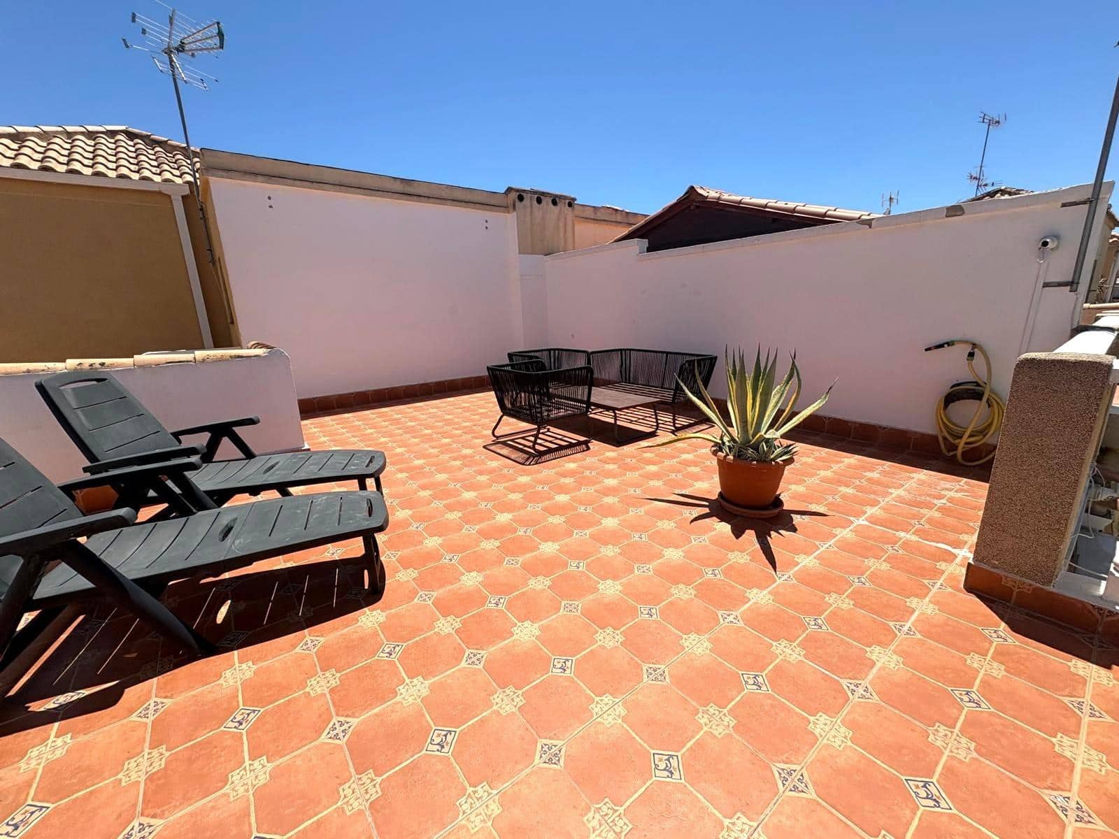 2 bedroom Townhouse for sale in Torrevieja - € 159,000 (Ref: 9991885)