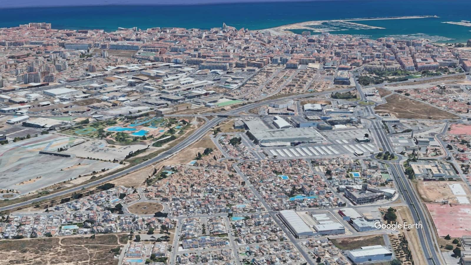 2 bedroom Townhouse for sale in Torrevieja - € 159,000 (Ref: 9991885)