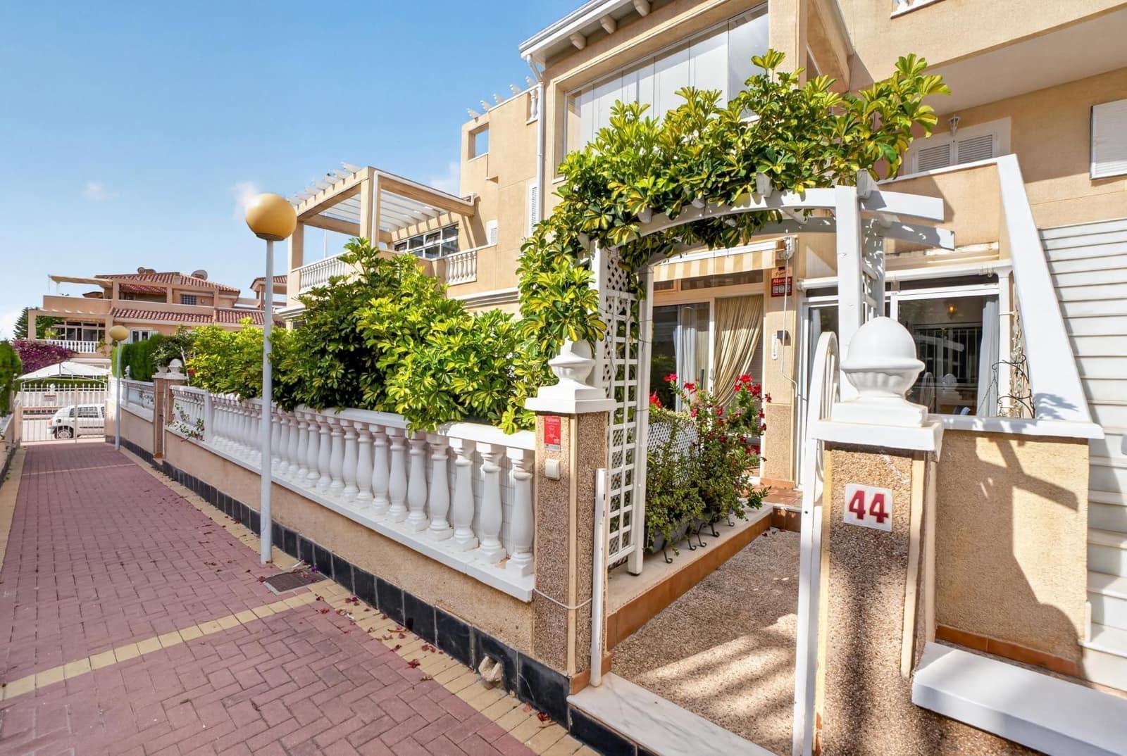 2 sovrum Lägenhet till salu i Orihuela Costa - 195 000 € (Ref: 9991886)