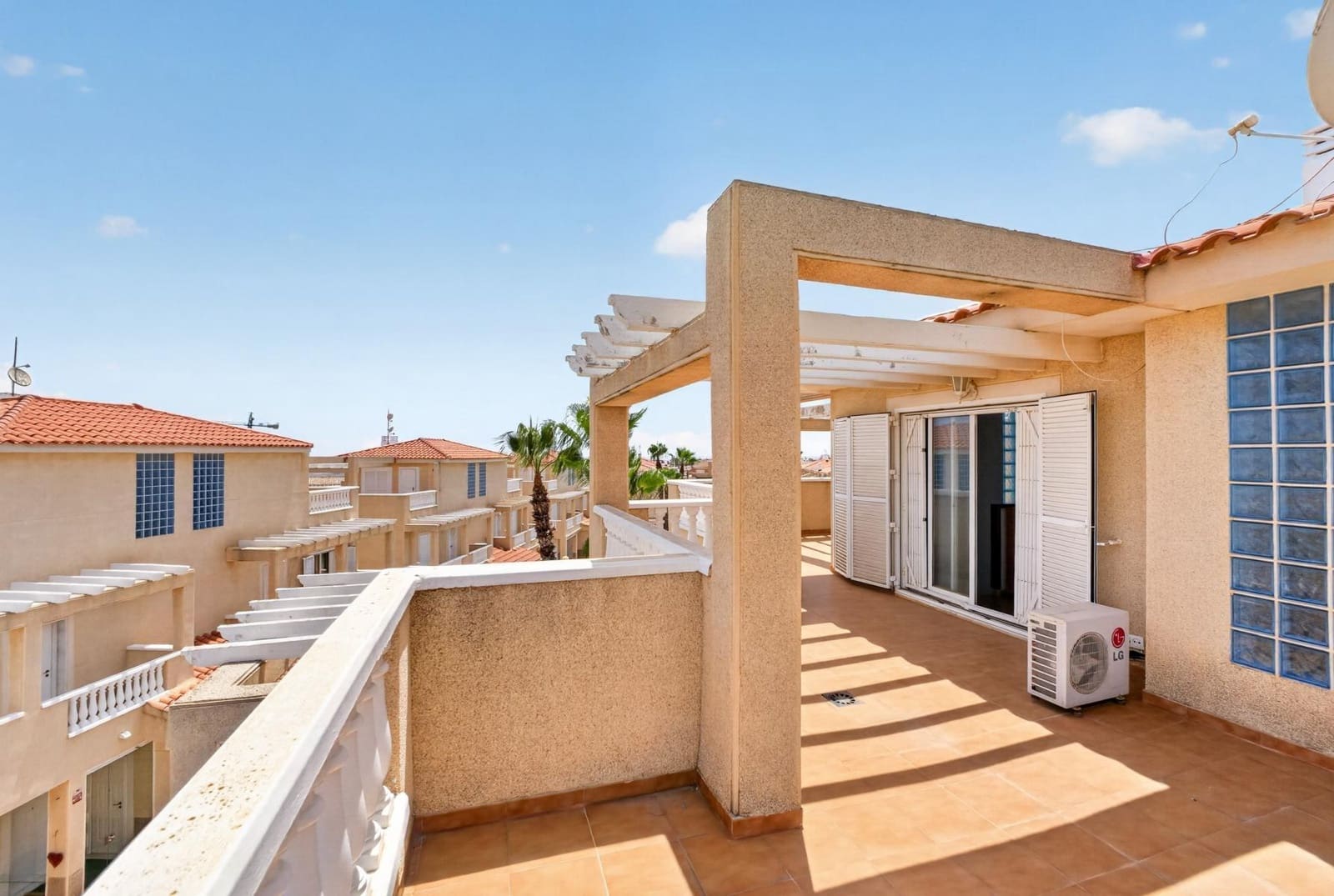 3 chambre Maison de Ville à vendre à Orihuela Costa - 315 000 € (Ref: 9991887)