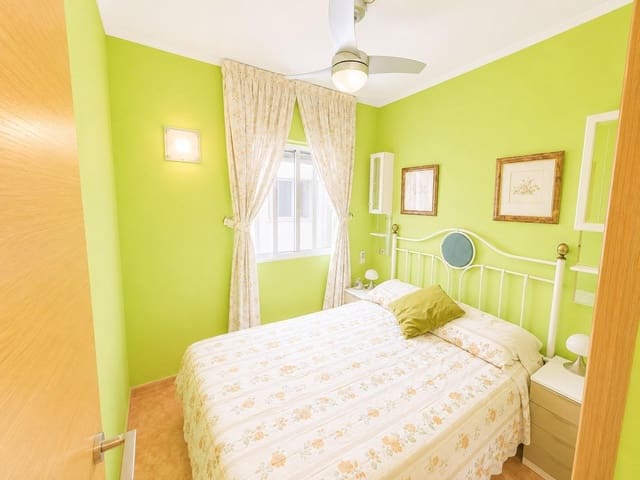 2 bedroom Apartment for sale in Centro - Muelle Pesquero, Torrevieja - € 135,000 (Ref: 9991889)