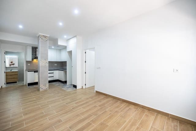 1 bedroom Apartment for sale in Playa de los Locos, Torrevieja - € 117,500 (Ref: 9991890)