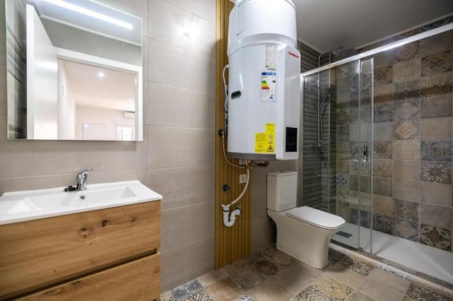 1 bedroom Apartment for sale in Playa de los Locos, Torrevieja - € 117,500 (Ref: 9991890)