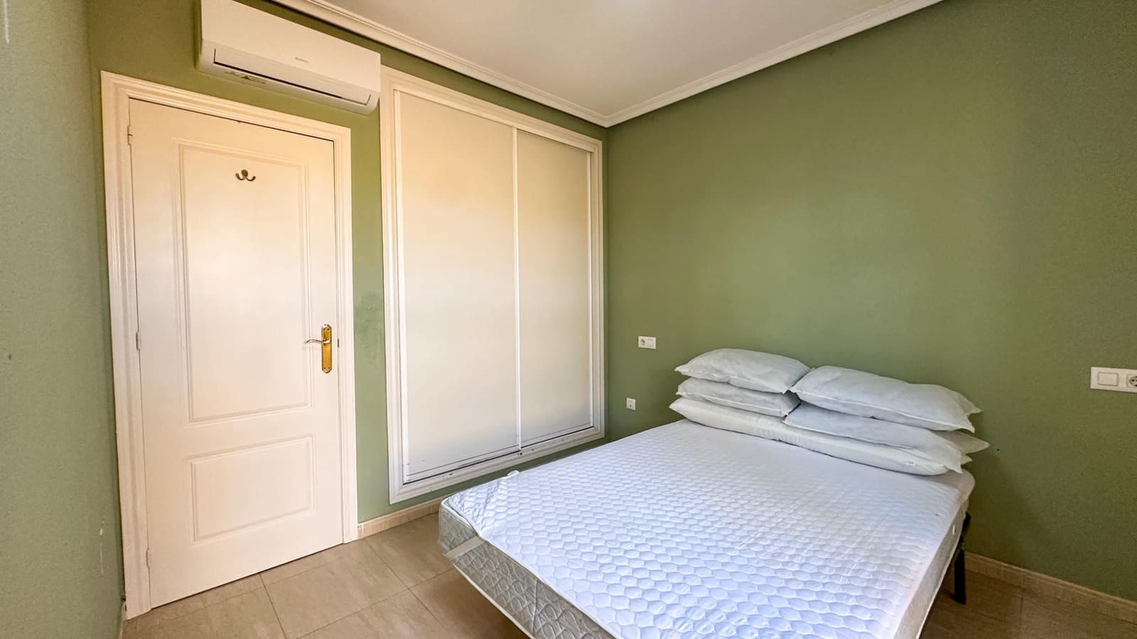 2 quarto Bungalow para venda em Daya Nueva - 119 000 € (Ref: 9991896)