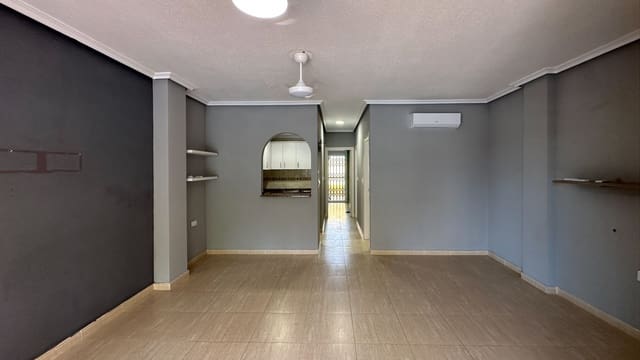 2 Zimmer Bungalow zu verkaufen in Daya Nueva - 119.000 € (Ref: 9991896)