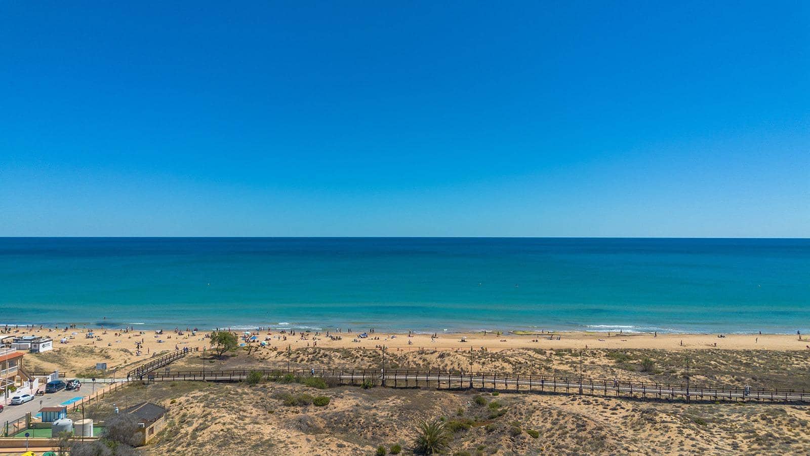 1 soverom Penthouse til salgs i Torrevieja - € 99 900 (Ref: 9991898)
