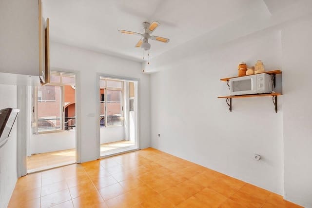 1 chambre Penthouse à vendre à El Chaparral - La Siesta - La Torreta, Torrevieja - 99 900 € (Ref: 9991898)