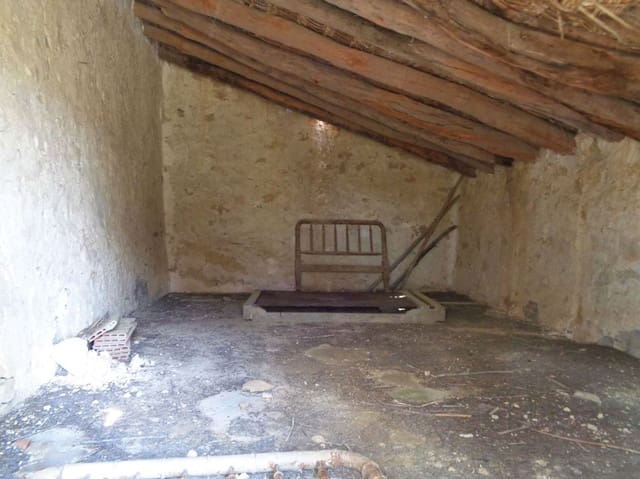 Finca/Casa Rural en Maella en venta - 48.000 € (Ref: 10091455)