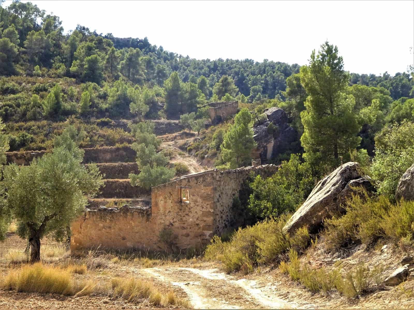 Finca/Country House for sale in Maella - € 64,000 (Ref: 7406905)