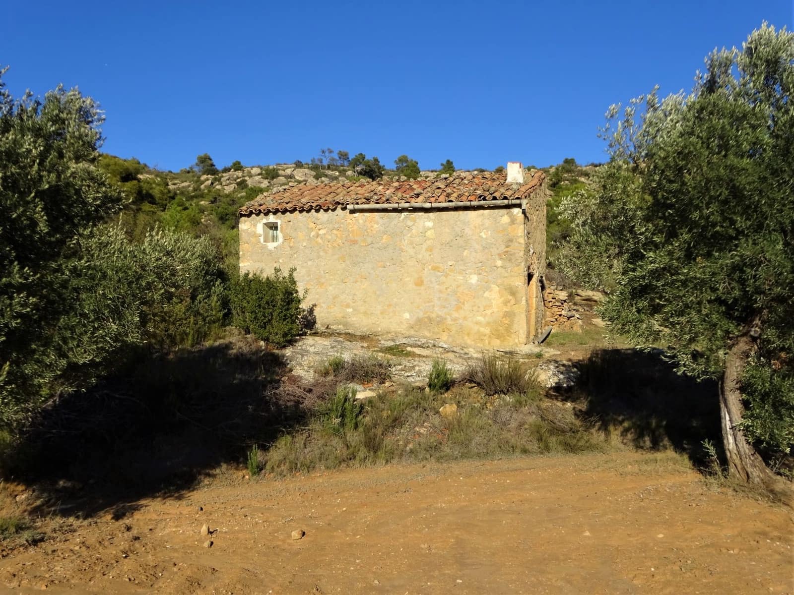 Finca/Country House for sale in Maella - € 21,000 (Ref: 7406913)