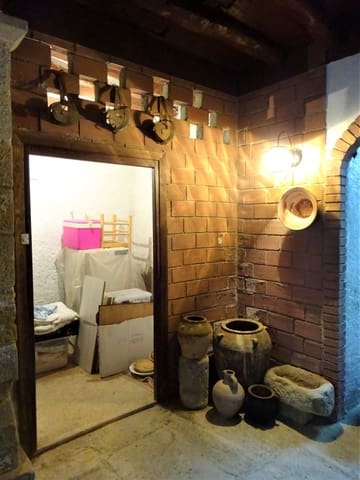 3 soverom Hus til salgs i Maella med garasje - € 29 500 (Ref: 7406920)