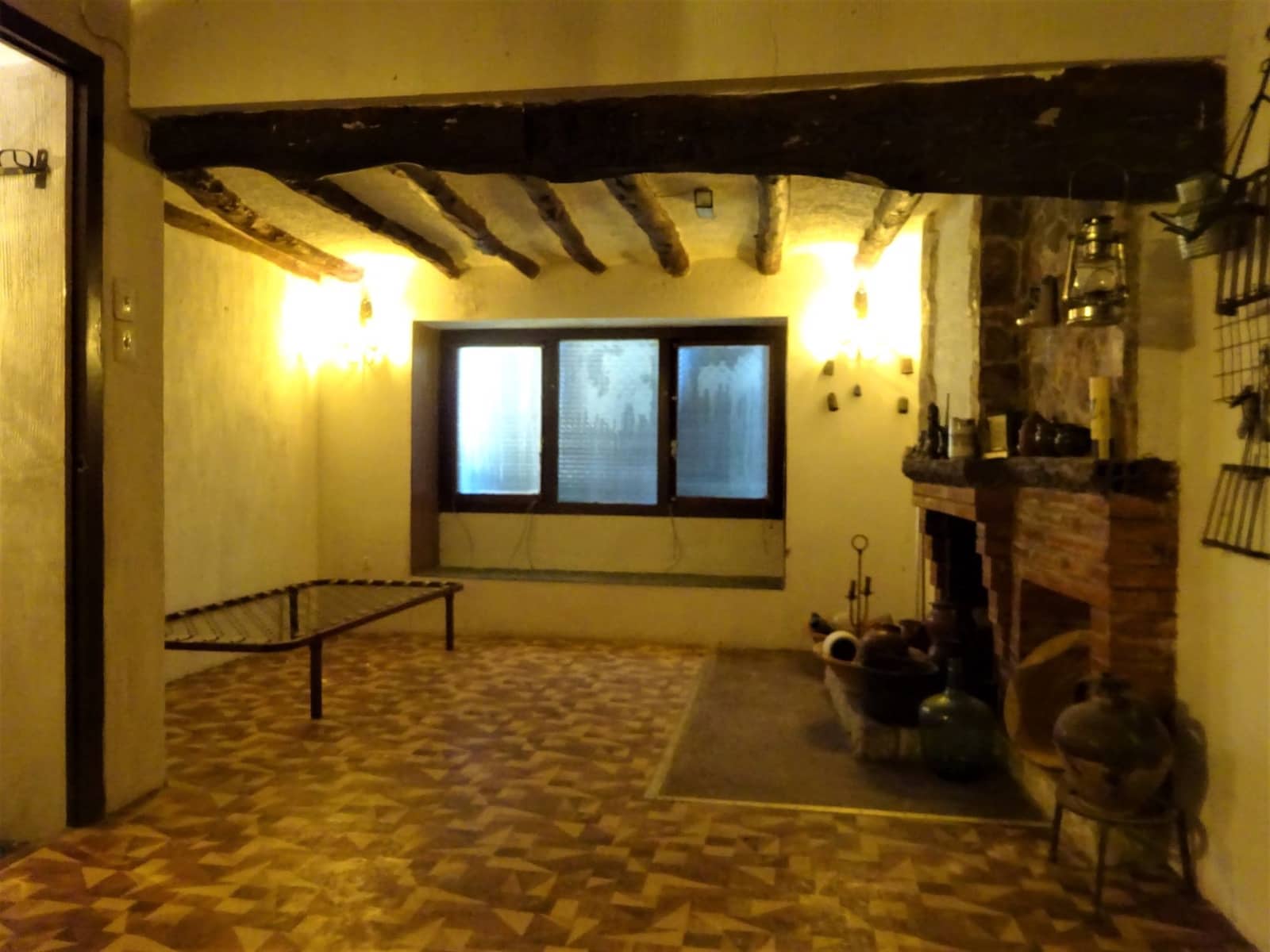 3 soverom Hus til salgs i Maella med garasje - € 29 500 (Ref: 7406920)