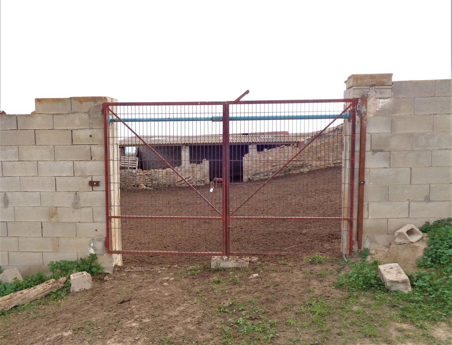 Finca/Landehus til salg i Caspe med garage - € 29.000 (Ref: 7406922)