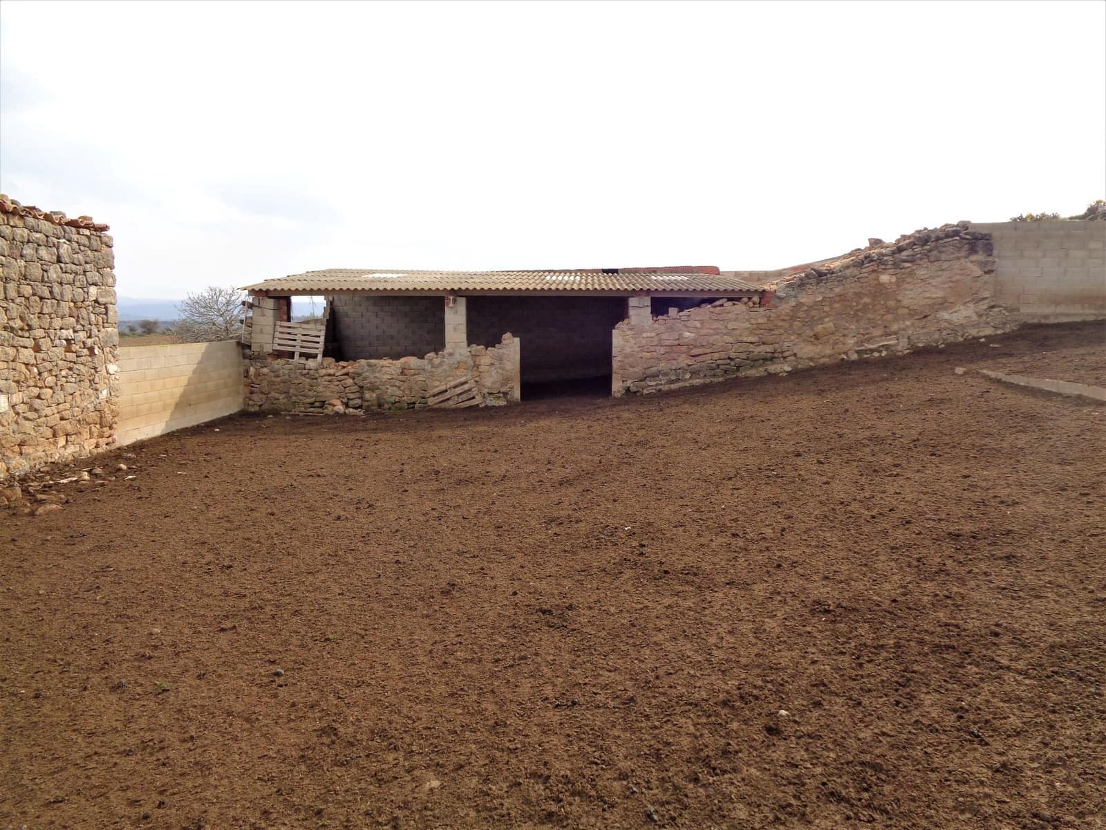 Finca/Landehus til salg i Caspe med garage - € 29.000 (Ref: 7406922)