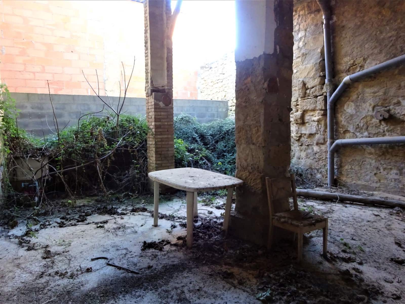 5 soveværelse Byhus til salg i Maella - € 89.000 (Ref: 7406933)