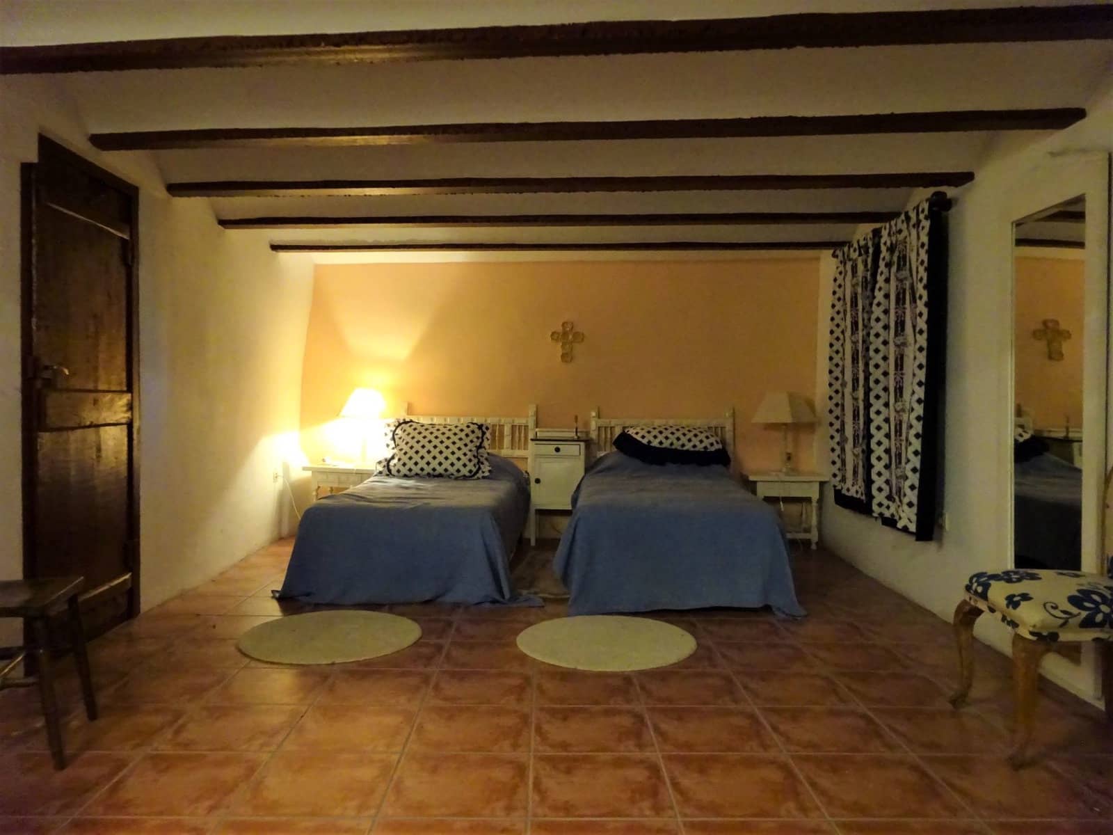 5 bedroom Townhouse for sale in Maella - € 89,000 (Ref: 7406933)
