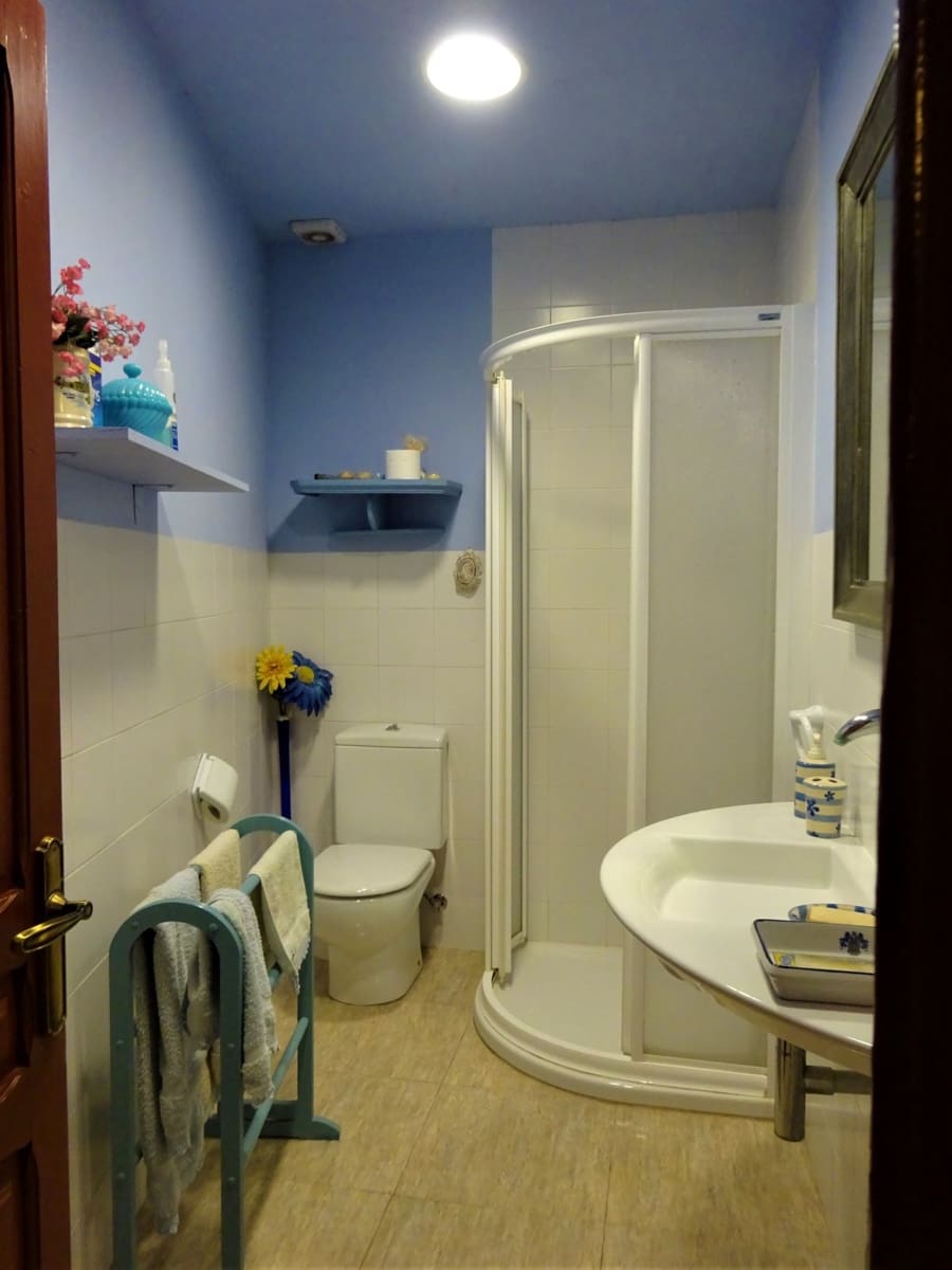 5 bedroom Townhouse for sale in Maella - € 89,000 (Ref: 7406933)