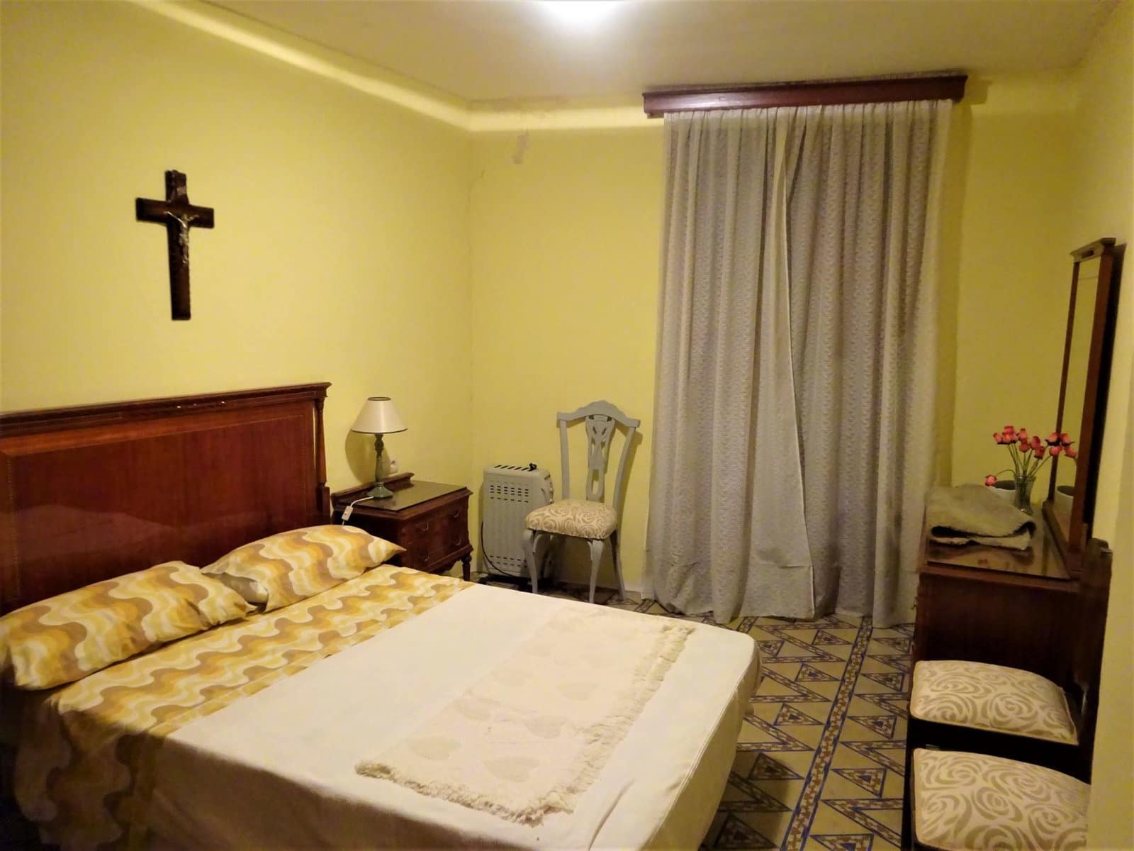 5 bedroom Townhouse for sale in Maella - € 89,000 (Ref: 7406933)