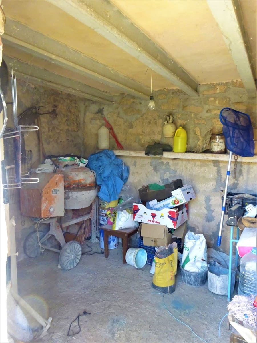 2 soveværelse Finca/Landehus til salg i Calaceite med swimmingpool garage - € 69.000 (Ref: 7406936)