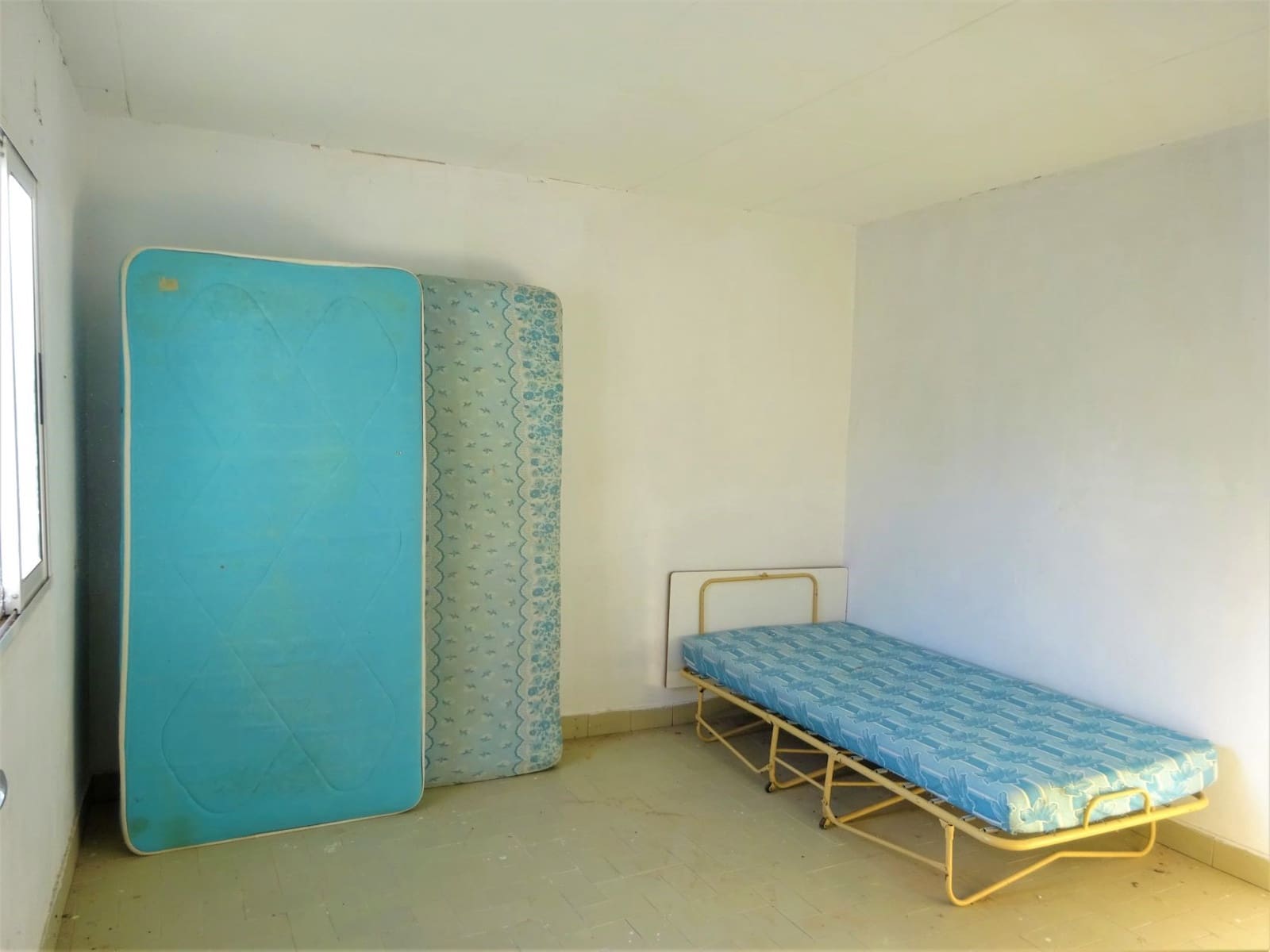 2 soveværelse Finca/Landehus til salg i Calaceite med swimmingpool garage - € 69.000 (Ref: 7406936)