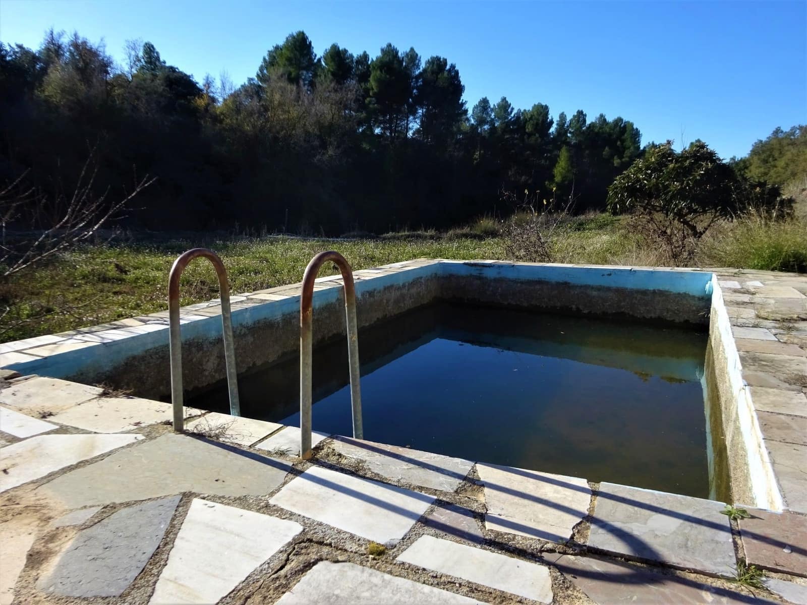 2 soveværelse Finca/Landehus til salg i Calaceite med swimmingpool garage - € 69.000 (Ref: 7406936)