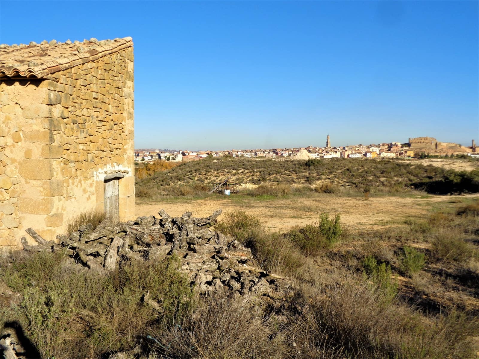 Finka/Dom wiejski na sprzedaż w Maella - 18 000 € (Ref: 7406951)