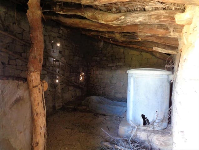 Finca/Hus på landet till salu i Maella - 24 000 € (Ref: 7406961)