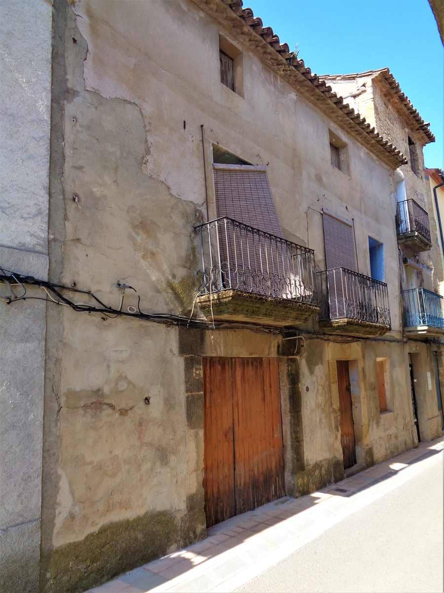 6 soverom Hus til salgs i Maella med garasje - € 49 000 (Ref: 7406966)