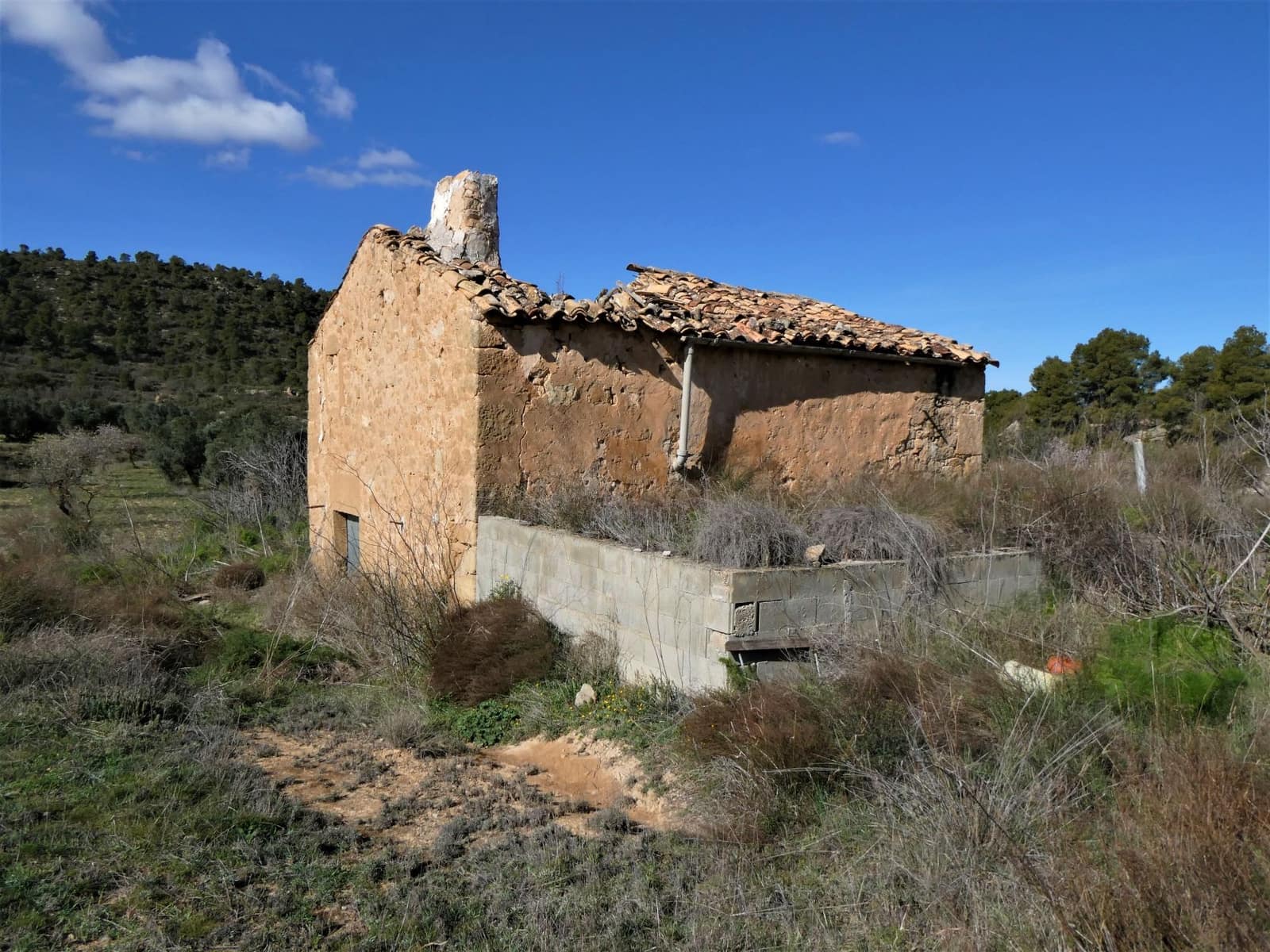 Finca/Country House for sale in Maella - € 38,000 (Ref: 7446452)