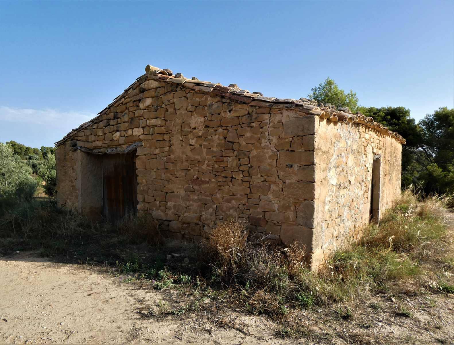 Finca/Country House for sale in Maella - € 34,000 (Ref: 7760867)