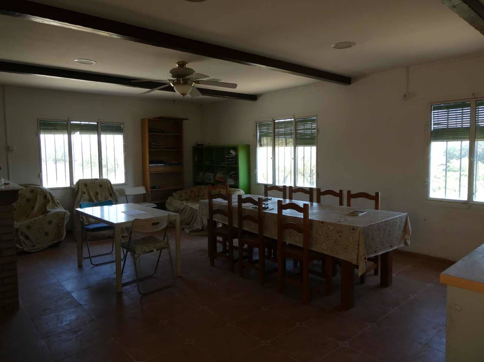 2 slaapkamer Finca/Landhuis te koop in Caspe met zwembad garage - € 149.000 (Ref: 7774812)