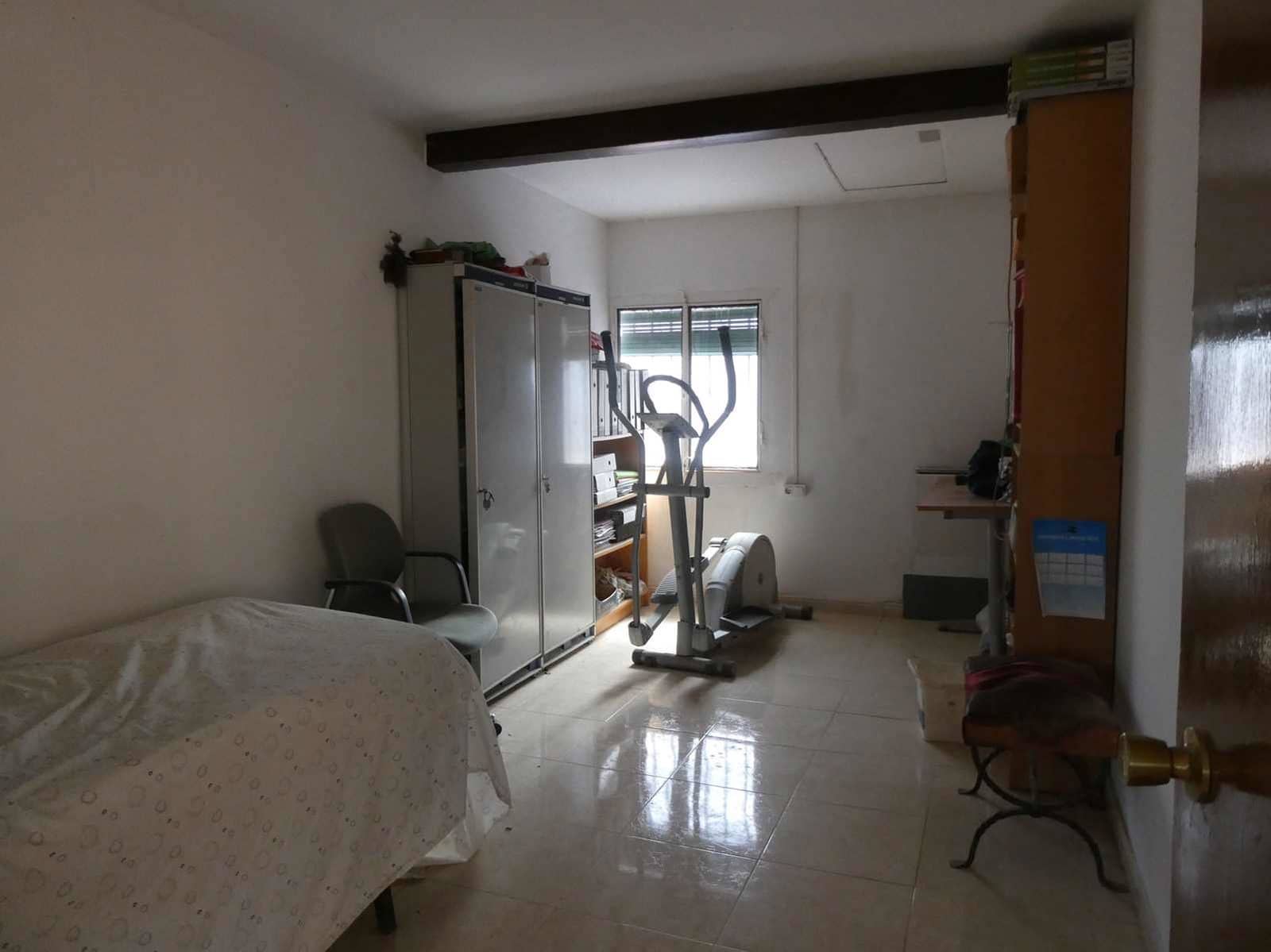 2 slaapkamer Finca/Landhuis te koop in Caspe met zwembad garage - € 149.000 (Ref: 7774812)
