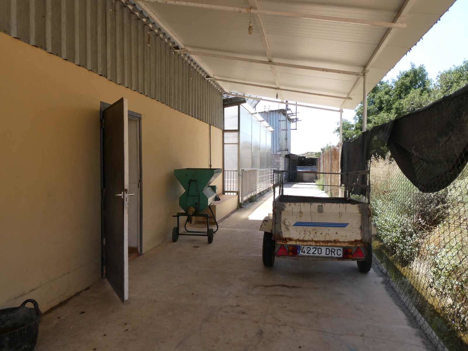 2 slaapkamer Finca/Landhuis te koop in Caspe met zwembad garage - € 149.000 (Ref: 7774812)