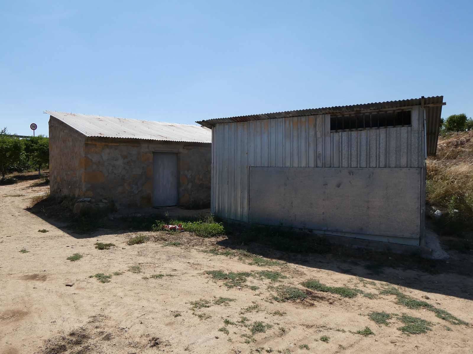 2 slaapkamer Finca/Landhuis te koop in Caspe met zwembad garage - € 149.000 (Ref: 7774812)