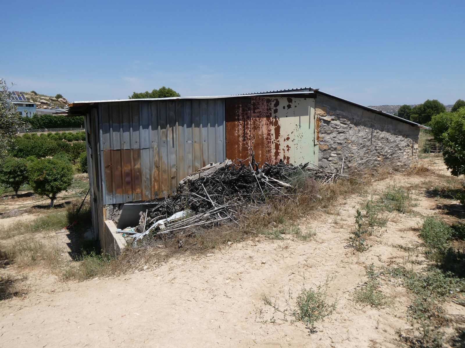 2 slaapkamer Finca/Landhuis te koop in Caspe met zwembad garage - € 149.000 (Ref: 7774812)