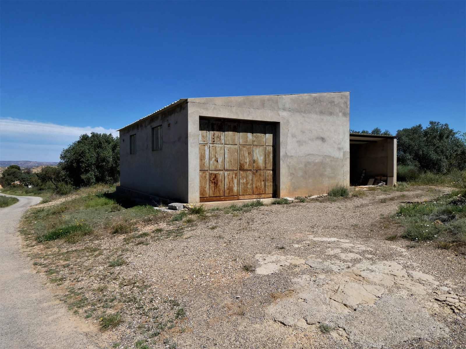 Finca/Landgut zu verkaufen in Caspe mit Pool Garage - 33.000 € (Ref: 7818986)