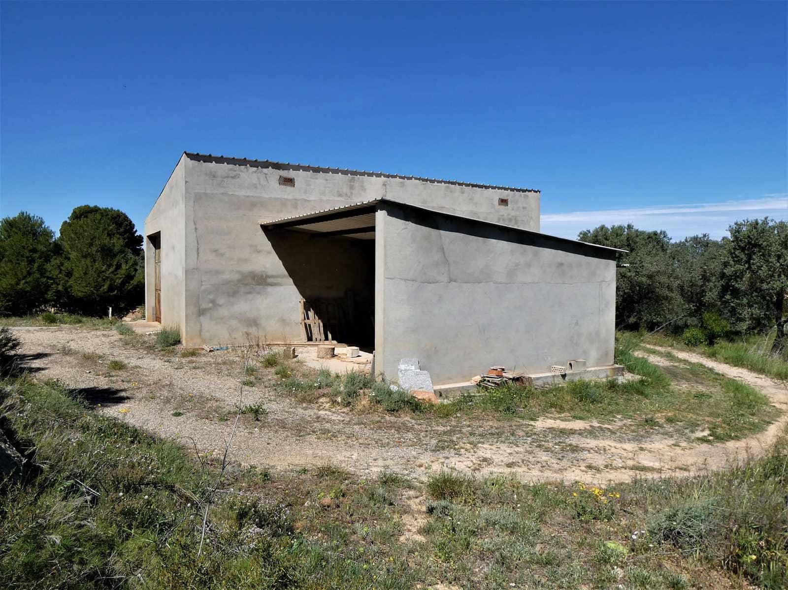 Finka/Dom wiejski na sprzedaż w Caspe z basenem garażem - 33 000 € (Ref: 7818986)