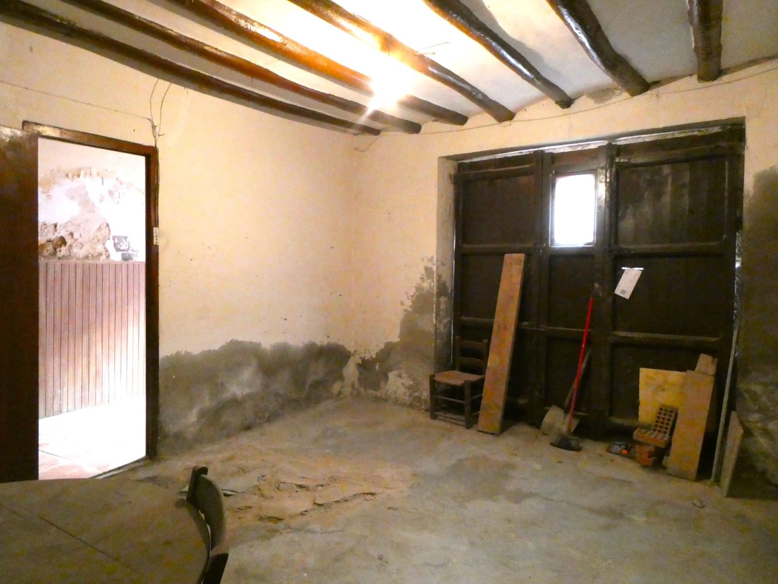 Byhus til salg i Maella med garage - € 39.000 (Ref: 7978032)