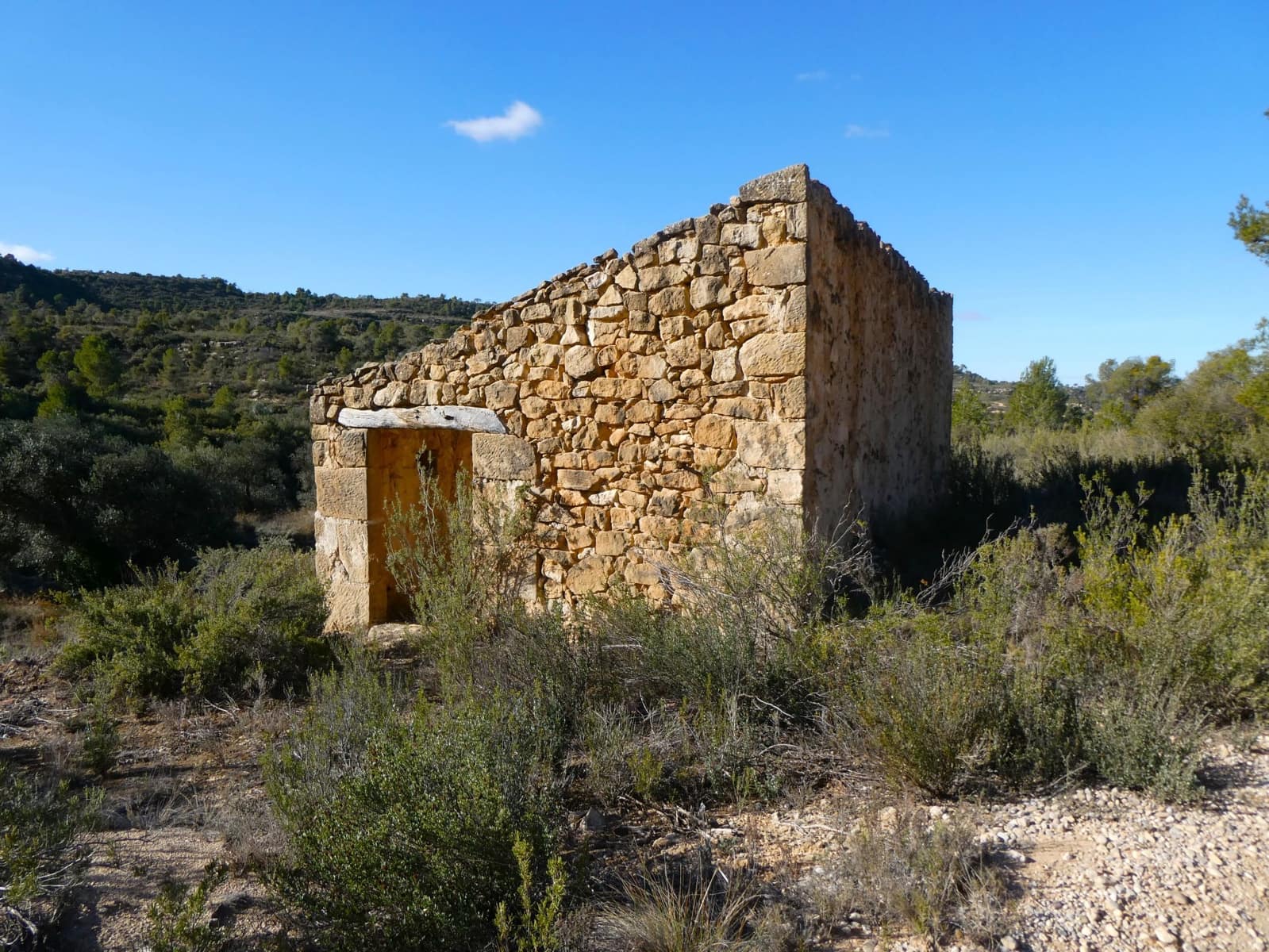 Finca/Herregård til salgs i Maella - € 7 500 (Ref: 7986067)