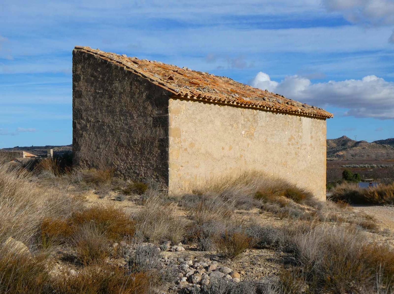 Finca/Country House for sale in Maella - € 26,000 (Ref: 7995583)