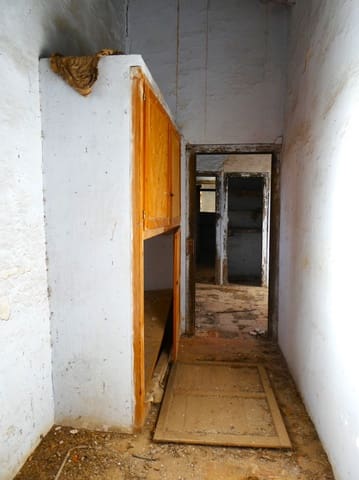 Finca/Landhuis te koop in Mazaleón met garage - € 49.000 (Ref: 8055352)