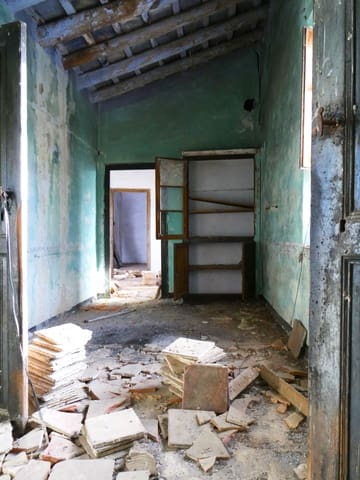 Finca/Landhuis te koop in Mazaleón met garage - € 49.000 (Ref: 8055352)