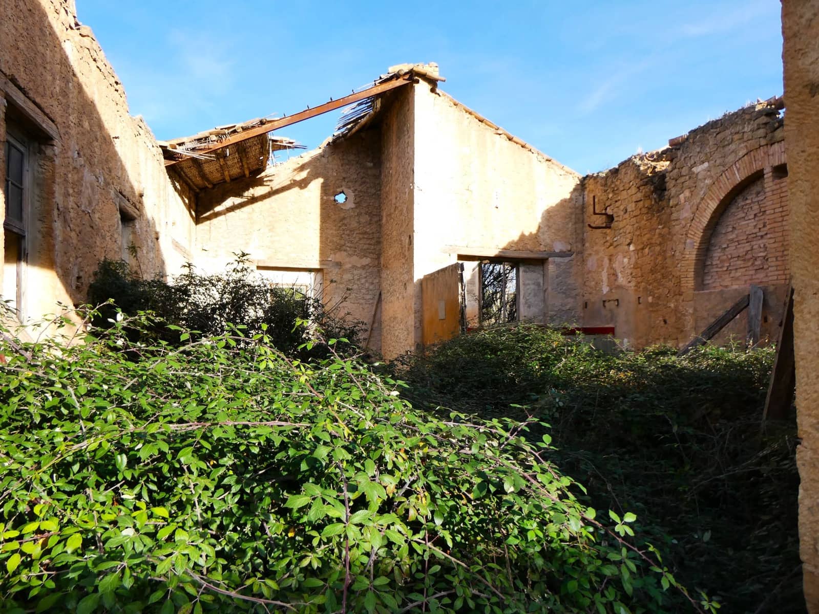 Finca/Landhuis te koop in Mazaleon met garage - € 49.000 (Ref: 8055352)