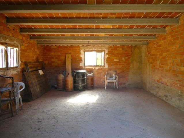 Finca/Landhuis te koop in Caseres - € 21.500 (Ref: 8135217)