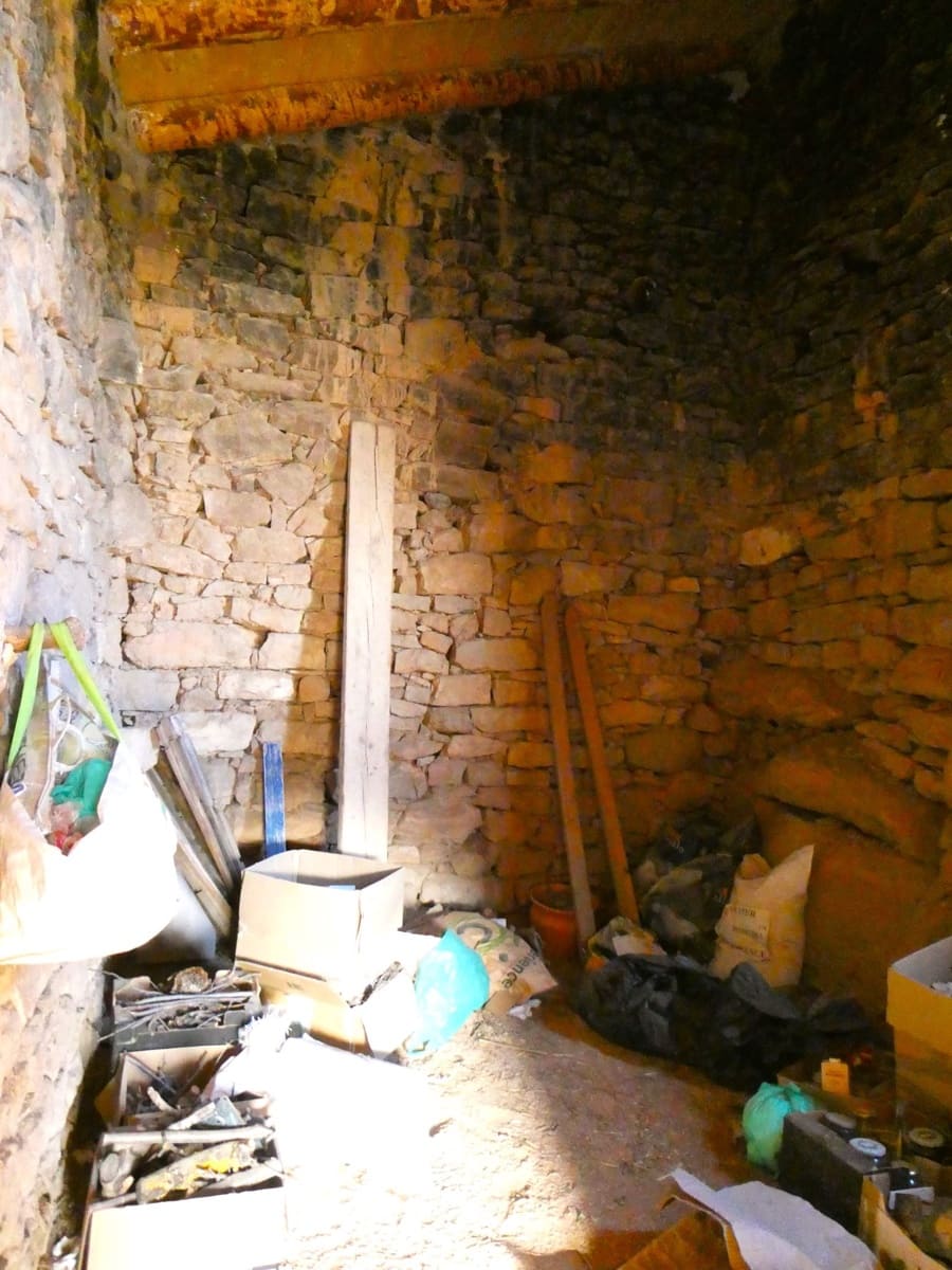 Finca/Country House for sale in Fabara - € 26,000 (Ref: 8135907)