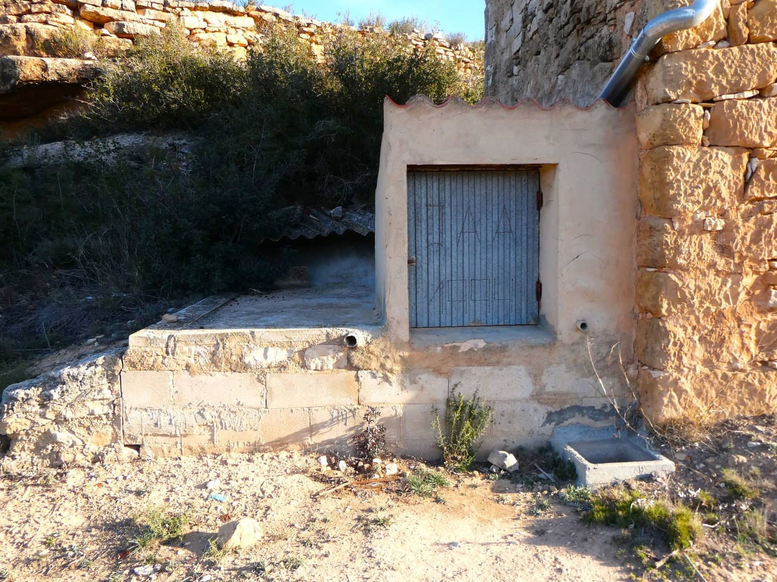Finca/Country House for sale in Fabara - € 26,000 (Ref: 8135907)