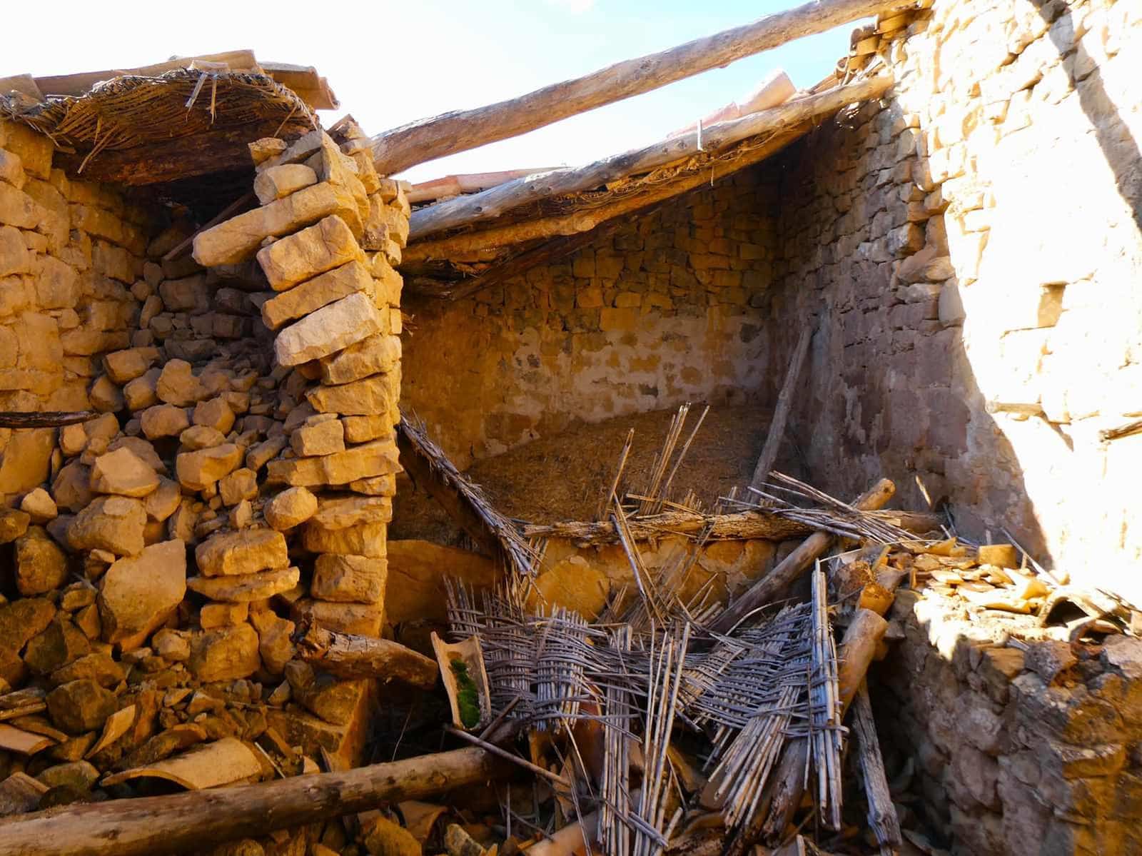 Maalaistalo myytävänä paikassa Mazaleon - 10 500 € (Ref: 8227341)