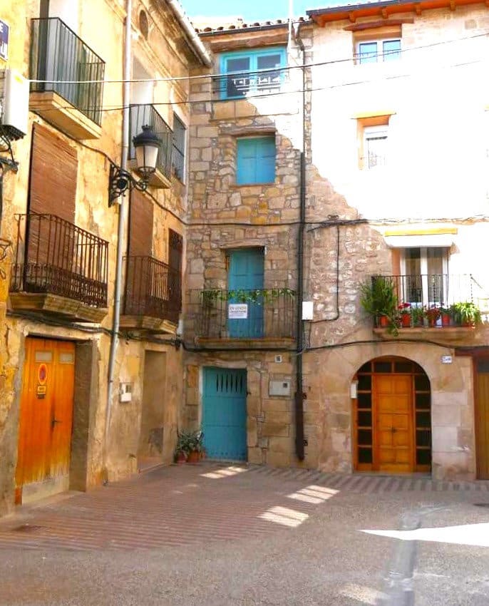 Casa de 4 habitaciones en Maella en venta - 29.500 € (Ref: 8764955)