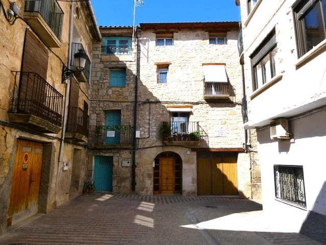 4 slaapkamer Huis te koop in Maella - € 29.500 (Ref: 8764955)