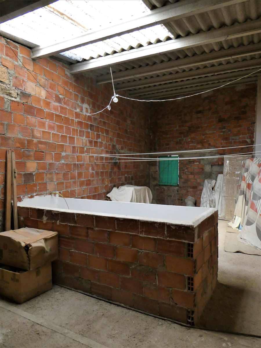 6 makuuhuone Omakotitalo myytävänä paikassa Maella mukana 
autotalli - 45 000 € (Ref: 8764986)